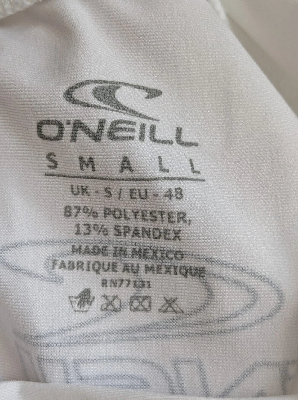 O'Neill Basic Skins LS Rash Guard Surfing Swim Water Sports top  NWOT small